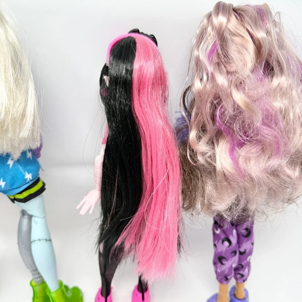 Monster High G3 Doll Lot Draculaura Frankie Clawdeen Cleo de Nile Mattel 2021